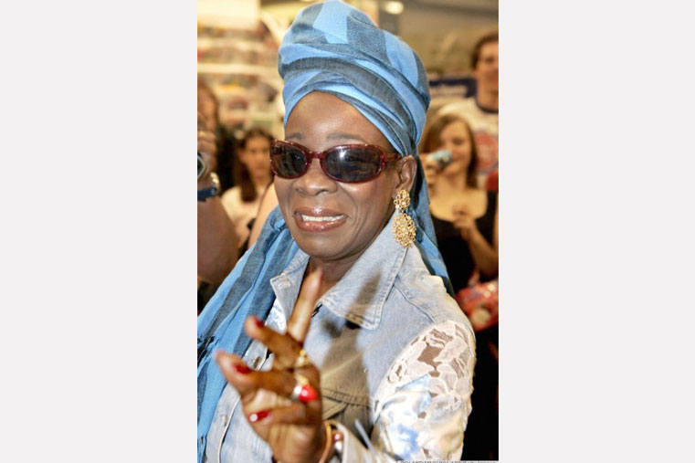 rita marley in wheelchair