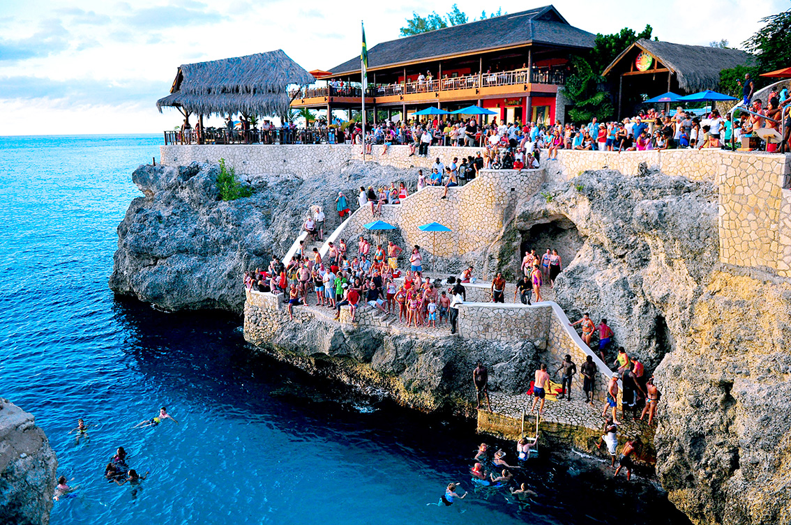 Jamaica lifts UK travel ban