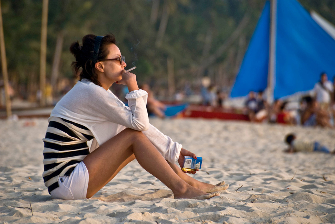 Antigua’s smokers under fire