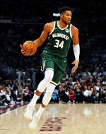Giannis bounces back but slams talk of leaving Bucks