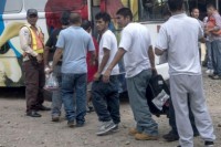 Honduras discusses jobs in US