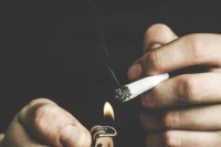 Crisis as UK kids join drugs gangs