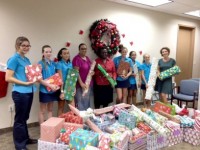 Christmas in Cayman: Cayman Prep Students Play Santa!