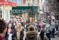 UK expects huge migration rise