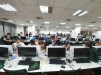 Philippines wants $26b stimulus package