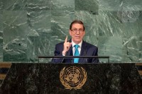 UN backs Cuba, but blockade stays