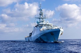 HMS Trent visits Cayman