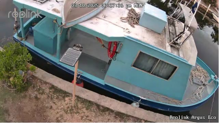 CICG Assists Cayman fishing vessel In distress