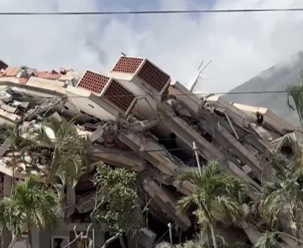 VENEZUELA REELS FROM DOUBLE-WHAMMY EARTHQUAKES