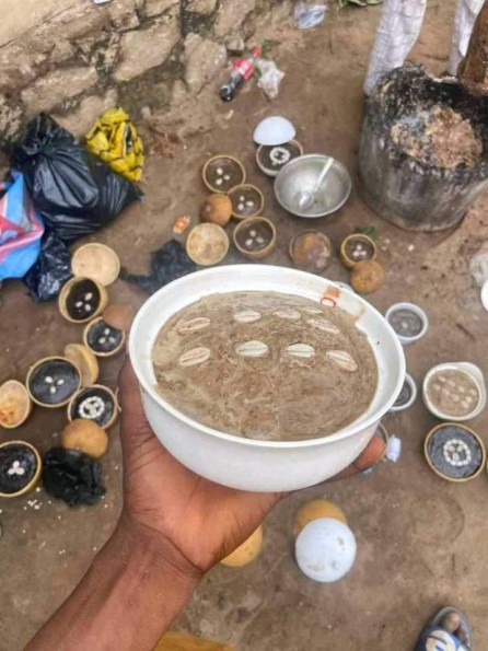 The best powerful spiritual herbalist in Nigeria chief awoniyi+2348117855171