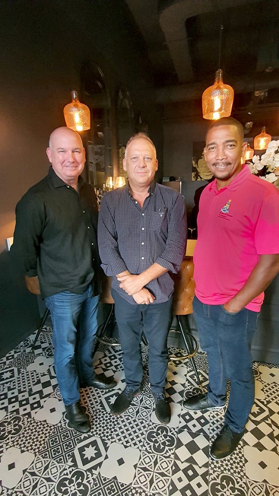 Union Restaurant Opens at Camana Bay
