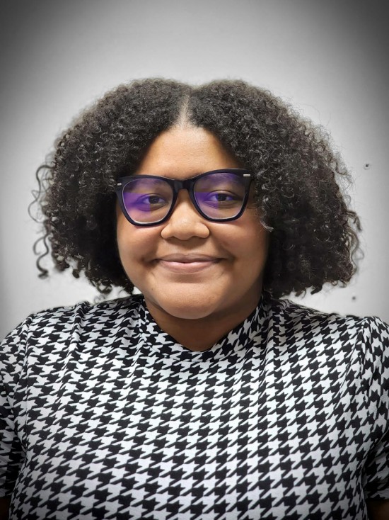 Cayman Islands Marketing Professionals Association Awards Annual Scholarship to Local Student Cayman Islands Marketing Professionals Association Awards Annual Scholarship to Local Student