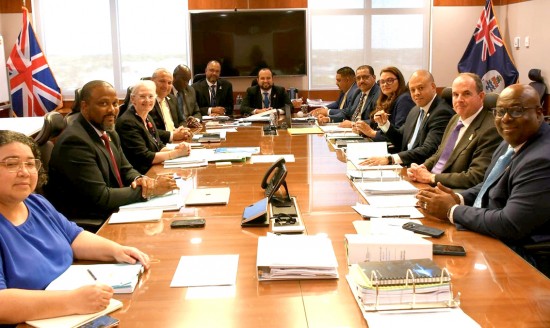 Cabinet Approves Term Limits for Non-Caymanian Civil Servants