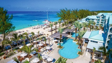 Cayman tourism soaring
