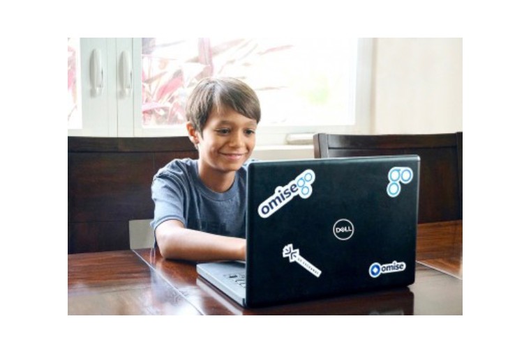 Southeast Asia Fintech Start-Up Donates Computers to Free Local Youth Coding Program