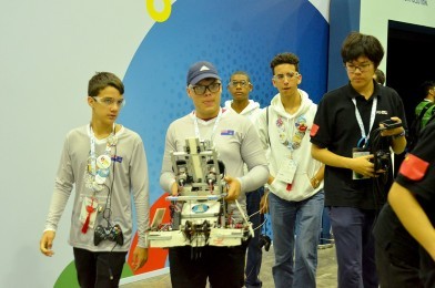 NATIONAL ROBOTICS TEAM WINS TWO AWARDS AT FIRST GLOBAL ROBOTICS CHALLENGE IN DUBAI