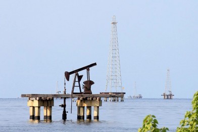 Venezuela oil surpluses find market