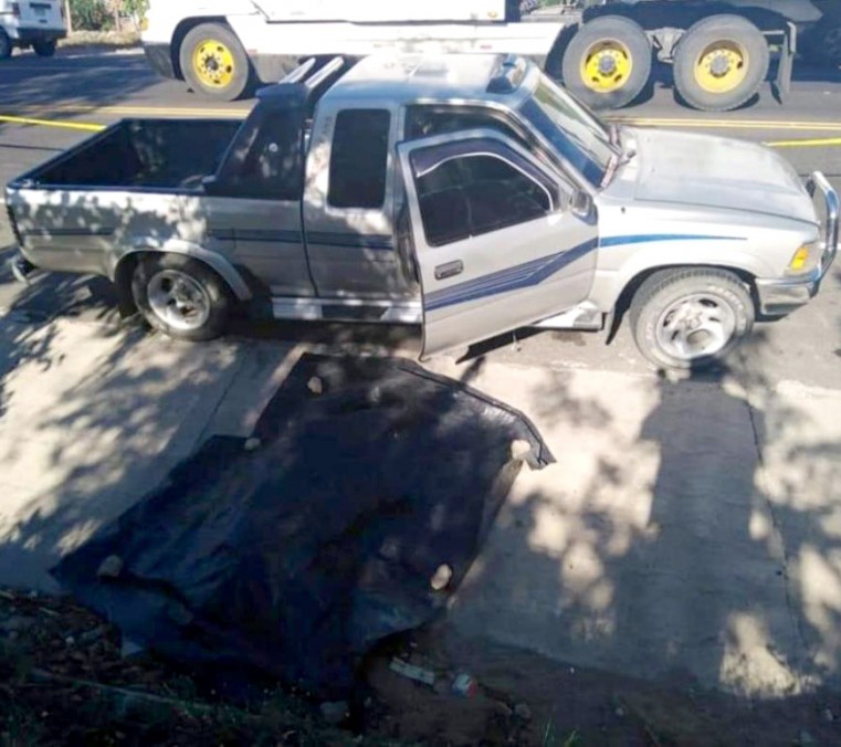 Prison chief killed in ambush