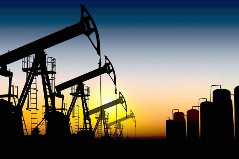 Venezuela finds new ways for oil flows