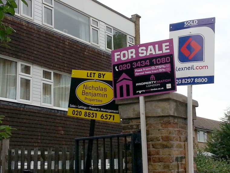 UK real estate recovers