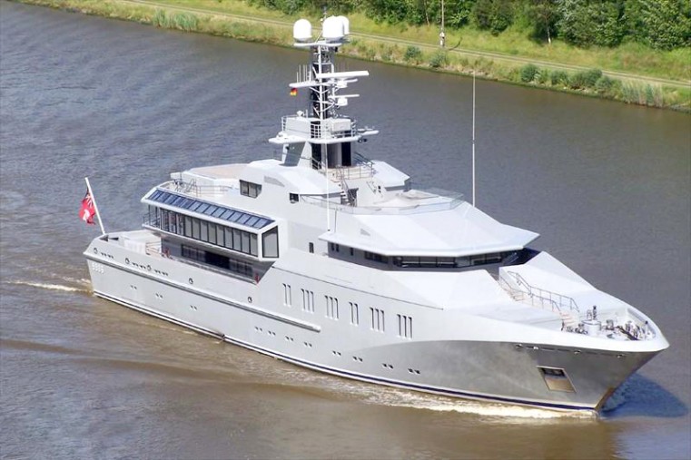 THE CAYMAN ISLANDS SHIPPING REGISTRY MAINTAINS ITS POSITION AS A QUALITY FLAG ADMINISTRATION