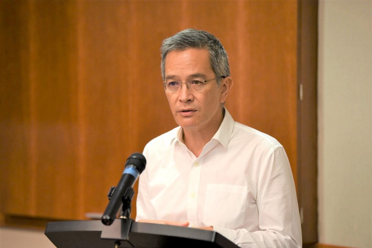 Chief Medical Officer, Dr John Lee