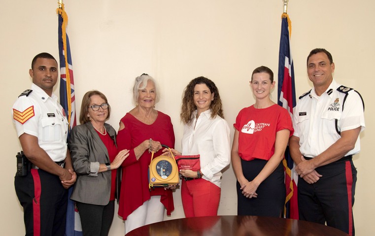 Cayman Heart Fund Donates Life-Saving AED Equipment to the RCIPS