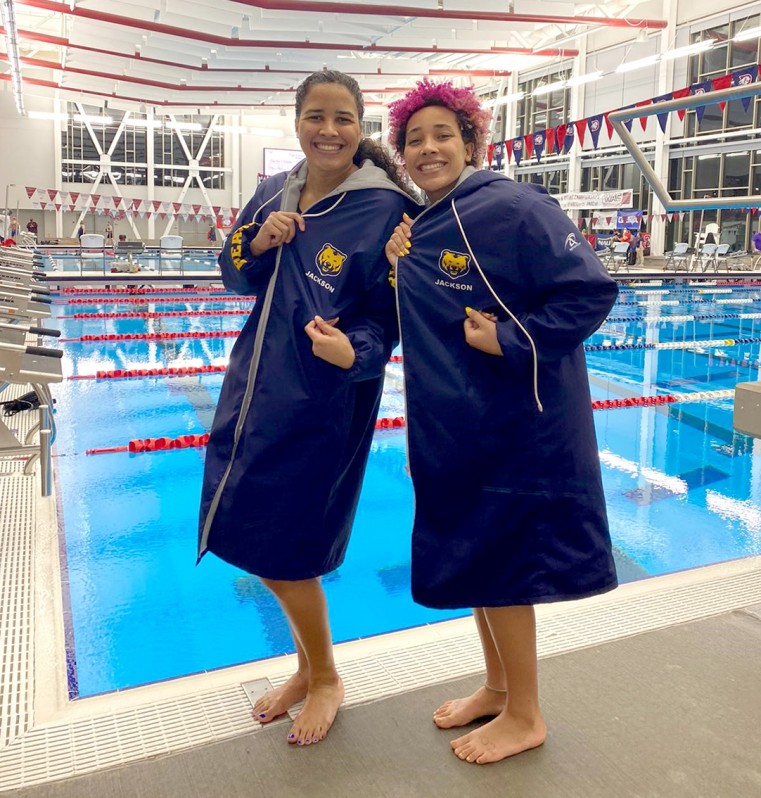 Freshman Alison Jackson (left) with Sister Sarah Jackson Sophomore at UNC