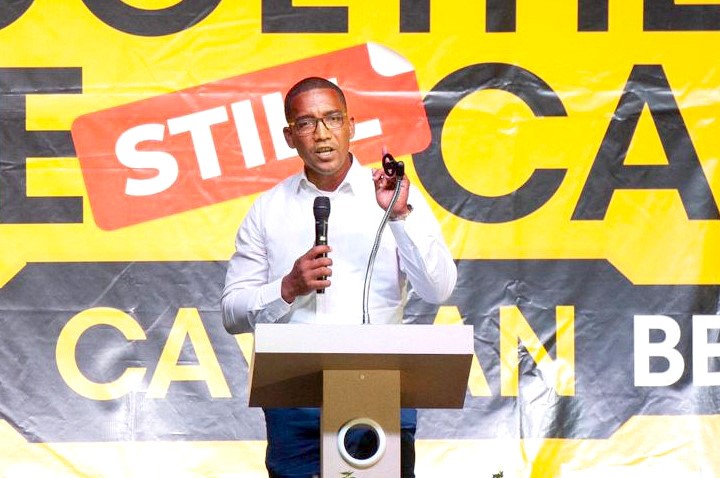 KENNETH BRYAN BATS FOR GEORGE TOWN CENTRAL