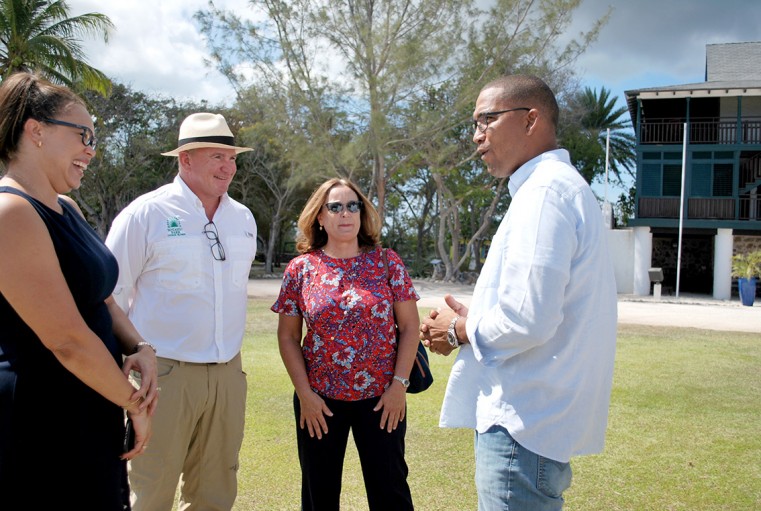 Ministry of Tourism and Transport Staff Meet and Greet New Minister