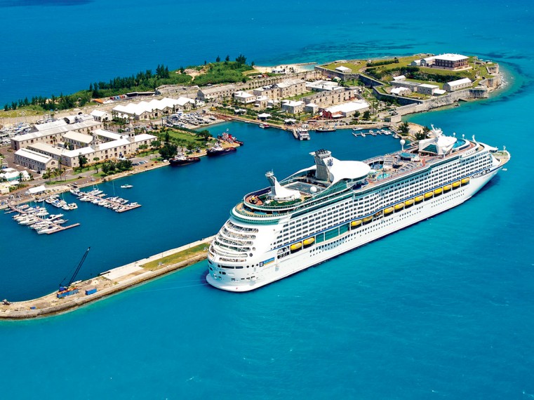 BERMUDA SAYS NO TO UN-VACCINATED CRUISES