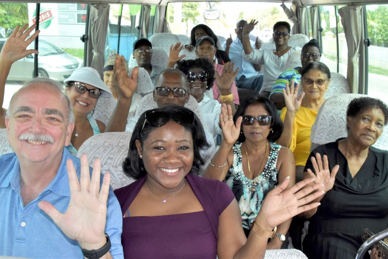 MP Barbara Connolly organizes Day Tour for older persons