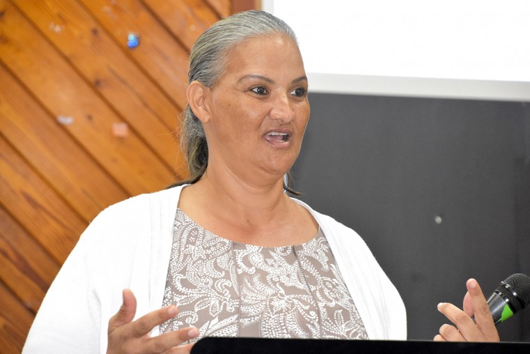 Residents discuss vaccination concerns