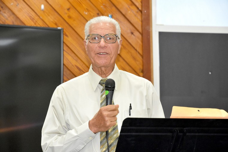 Dr. Gideon Barnett