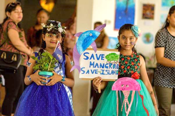 Art Show Winners from the Cayman Mangrove Festival