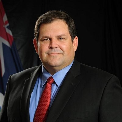 PREMIER PANTON CONGRATULATES SIR ALDEN