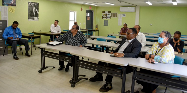 Ministry of Education Continues its Roll Out of Public School Meals Programme