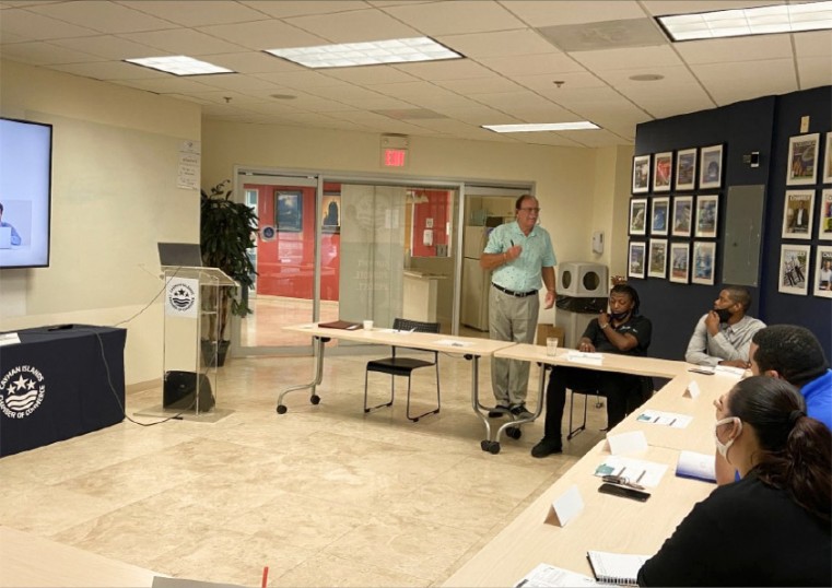 (L-R) Training Course at the Chamber Training Centre featuring Mr. Brian Wilson and attendees