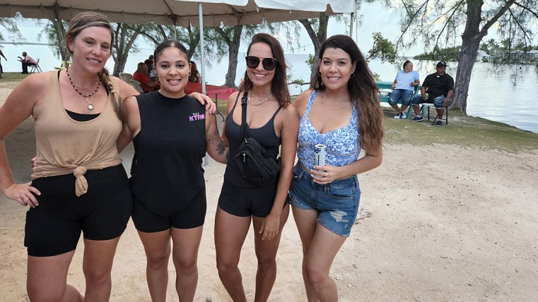 Jazmin Armstrong (3rd to right) and friends visiting from Texas