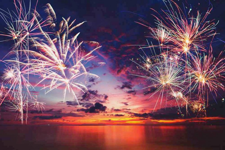 New Year’s Eve Extension puts Saturday Night on Center Stage