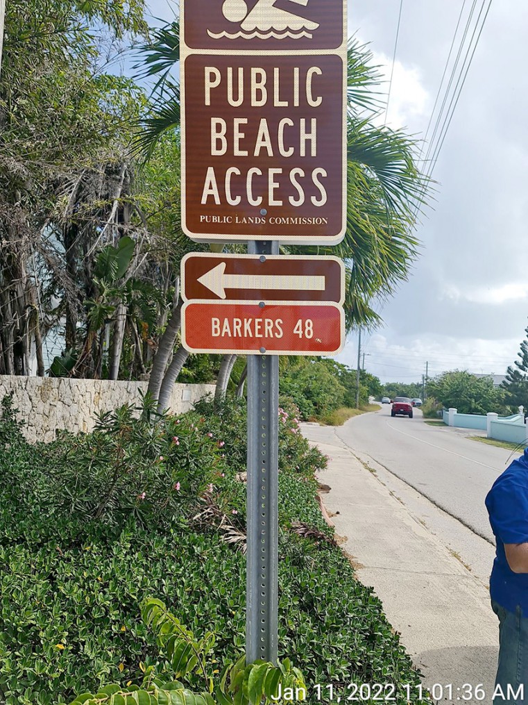 Missing Public Beach Access Sign (Barkers 48)