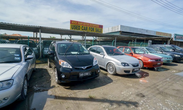 Older cars get an import ban