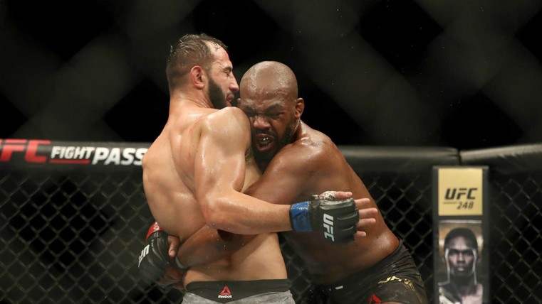Bones: I’m worried  about vet Miocic