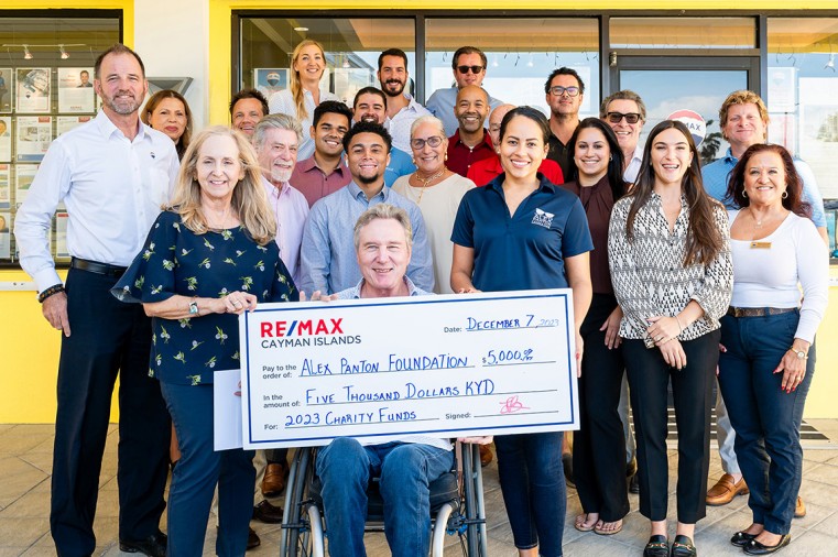 RE/MAX CAYMAN ISLANDS DONATES $10,000 TO JUBILATE AND ALEX PANTON FOUNDATION