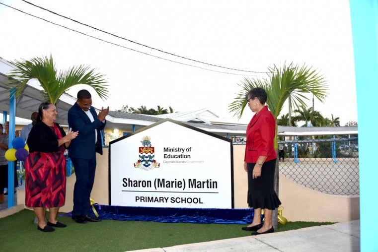 (l-r) Hon. Juliana O’Connor-Connolly, Premier, Minister for Finance, Education, District Administration, Lands and Cabinet Office), Hon. Kenneth Bryan (Minister for Tourism and Ports), Ms. Sharon Mari