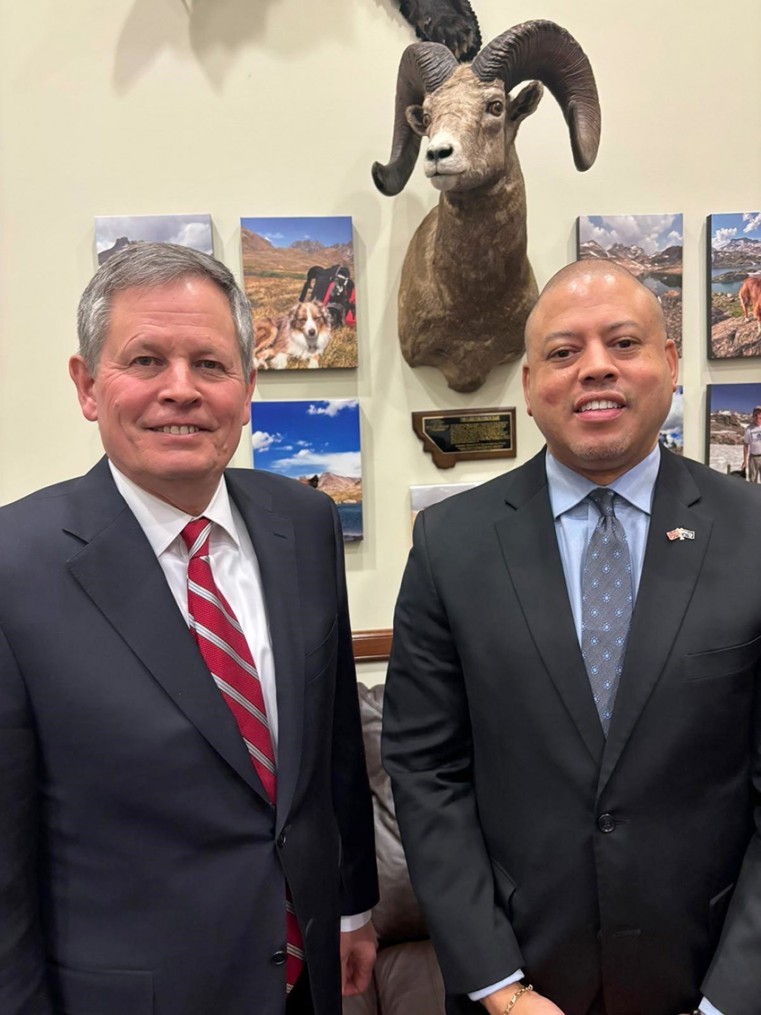 Deputy Premier and Minister for Financial Services and Commerce, the Hon. Andre Ebanks MP (right) spoke with US Senator Steve Daines, a member of the Senate Banking and Senate Finance committees, duri