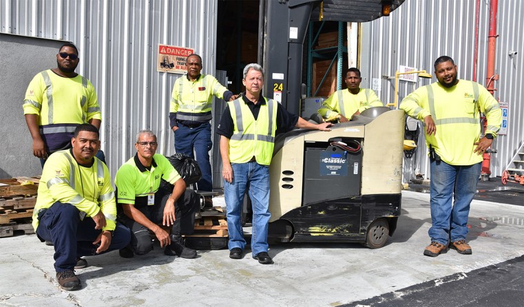 Caribbean Utilities Company, Ltd. (CUC) receives Green Diamond Award for Recycling Excellence