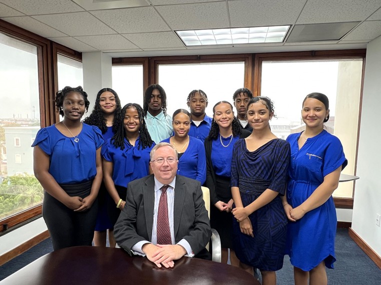 HSM Onboards 10 Students to 2024-25 Internship Programme