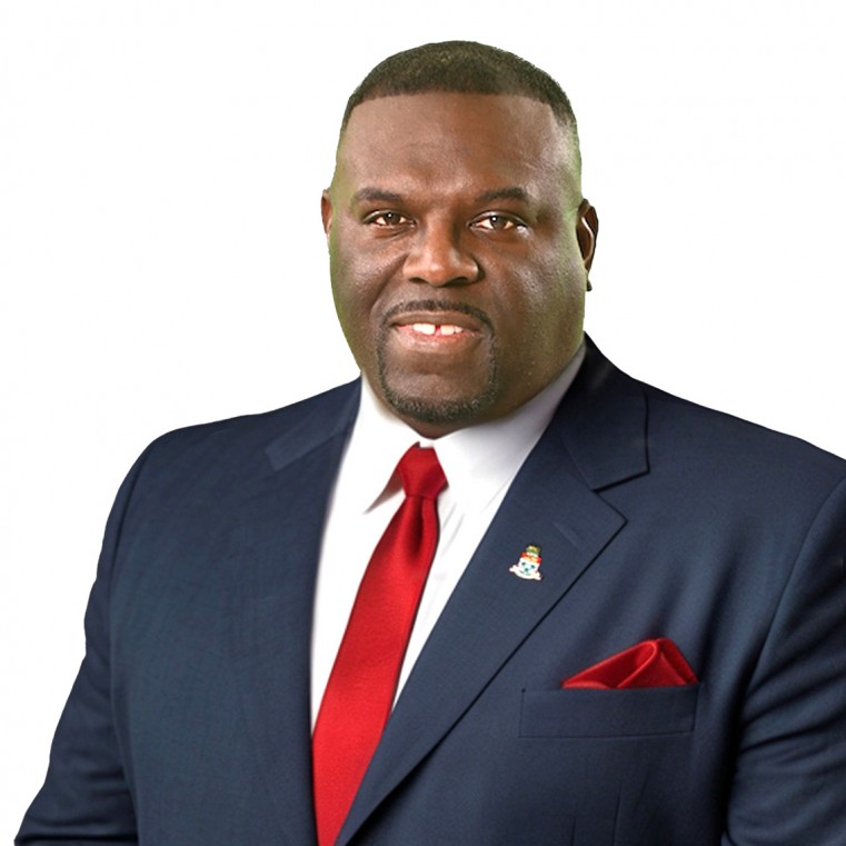 BODDEN TOWN EAST ON THE LINE
